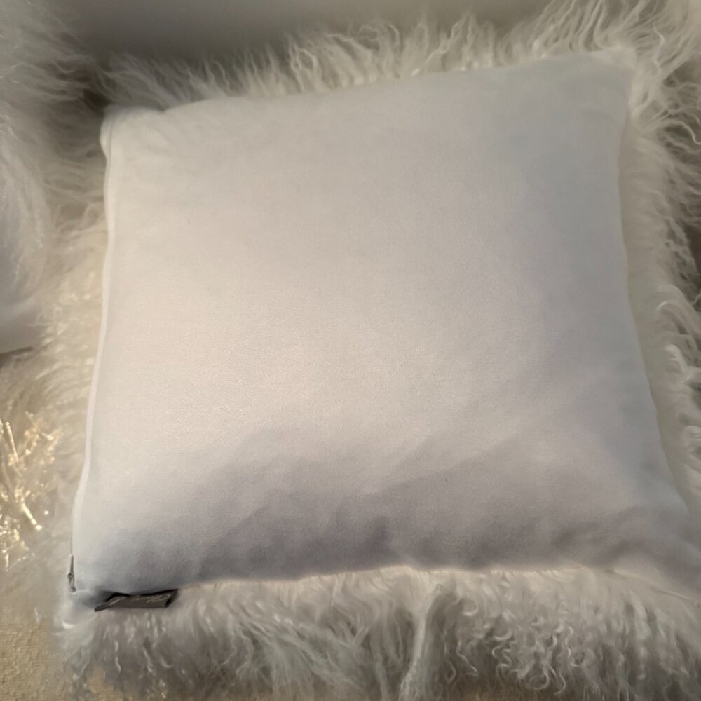 Throw Pillow Mongolian Fur / Tibetan Lamb Throw Pillow – White – 18x18 - Picture 4 of 11